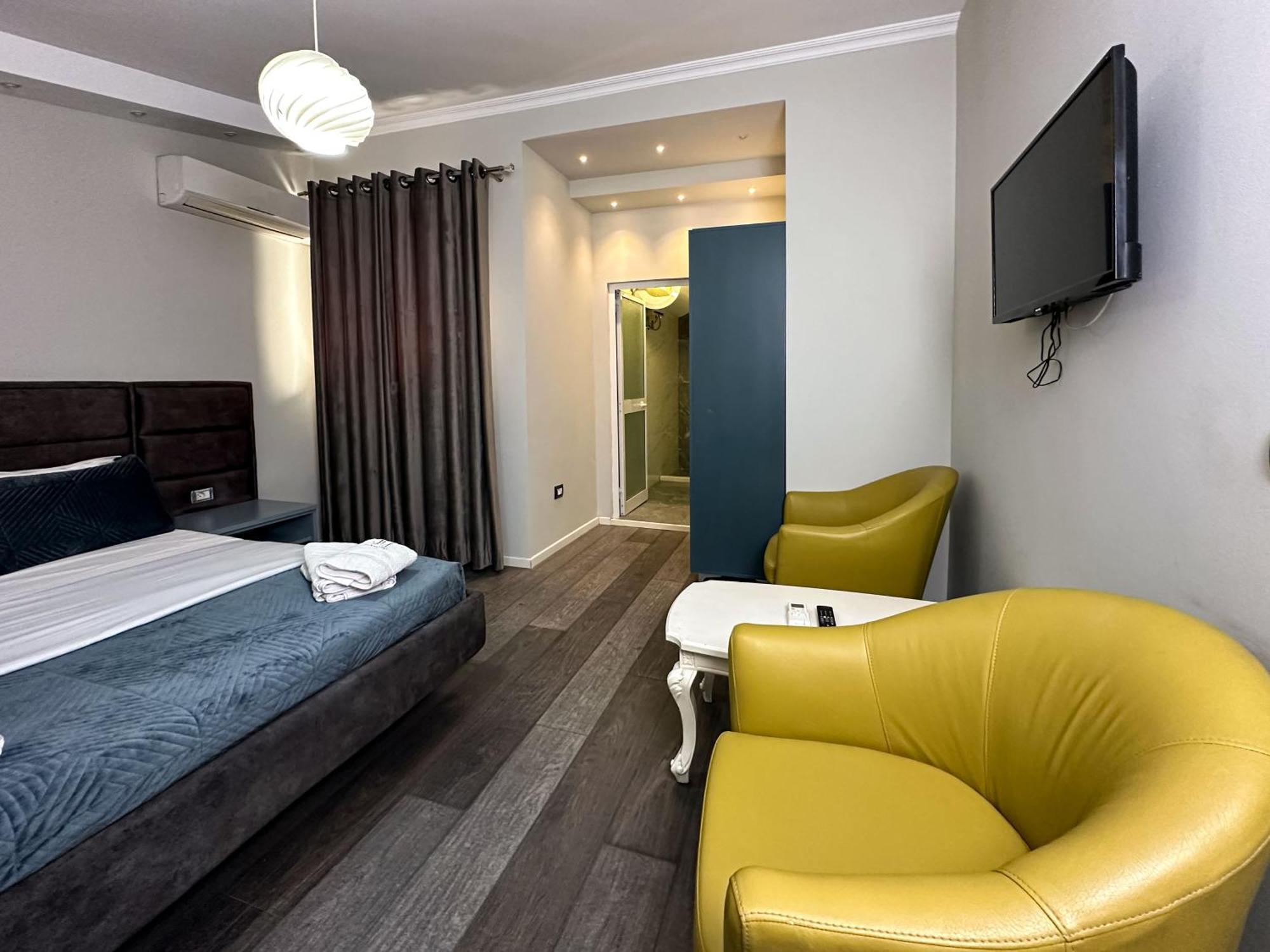Eden Hotel Tirana Esterno foto