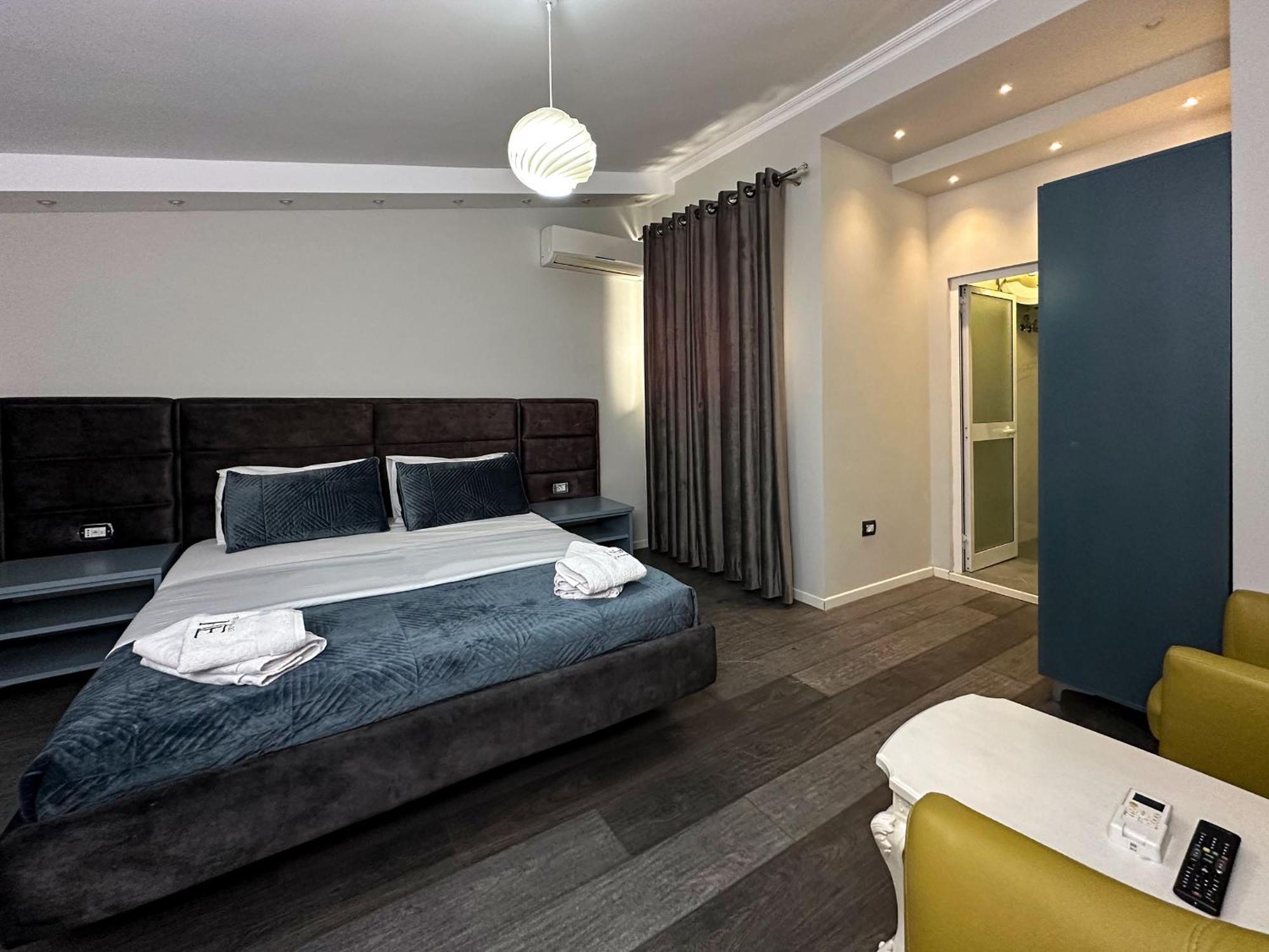 Eden Hotel Tirana Esterno foto