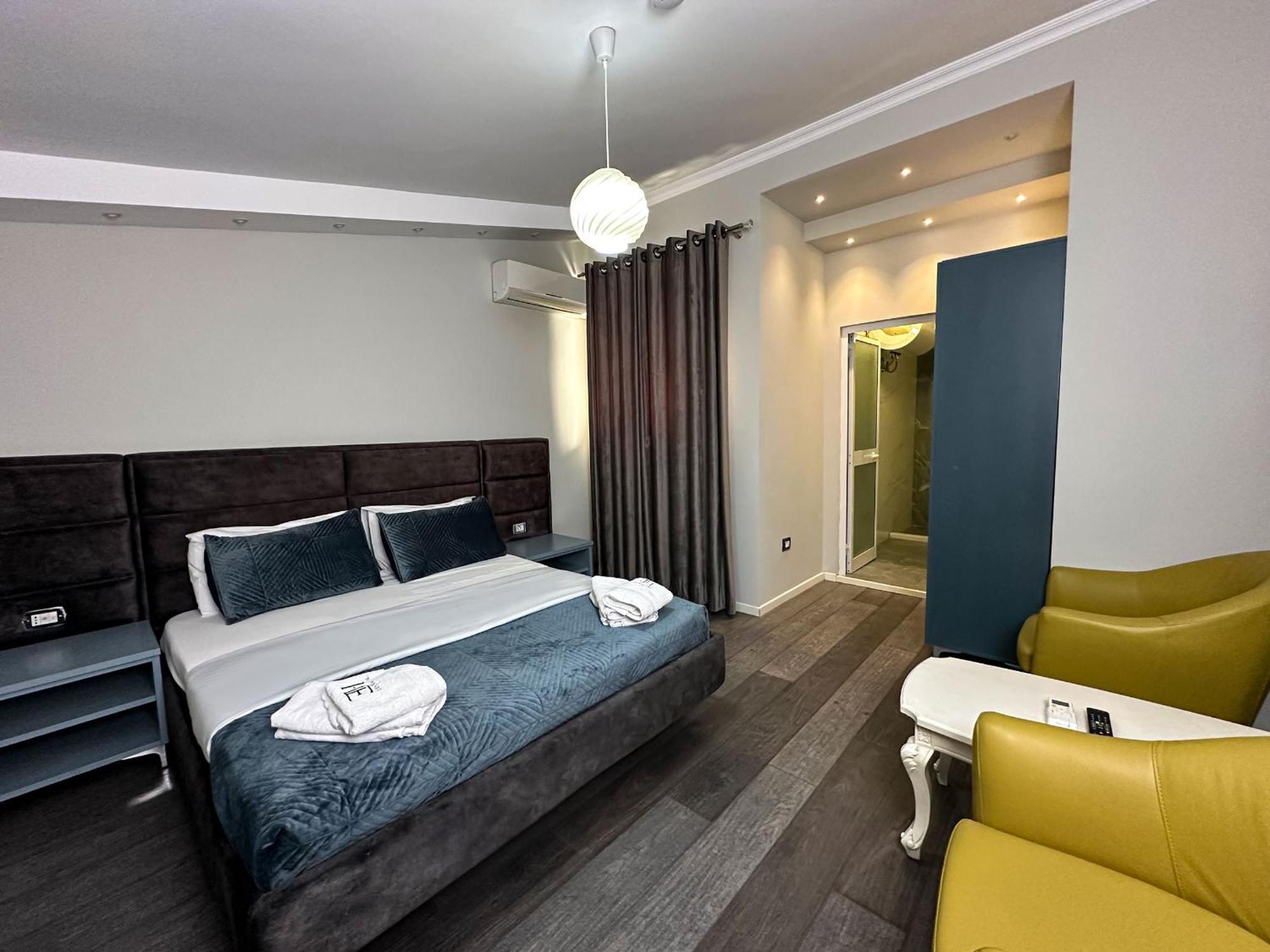 Eden Hotel Tirana Esterno foto