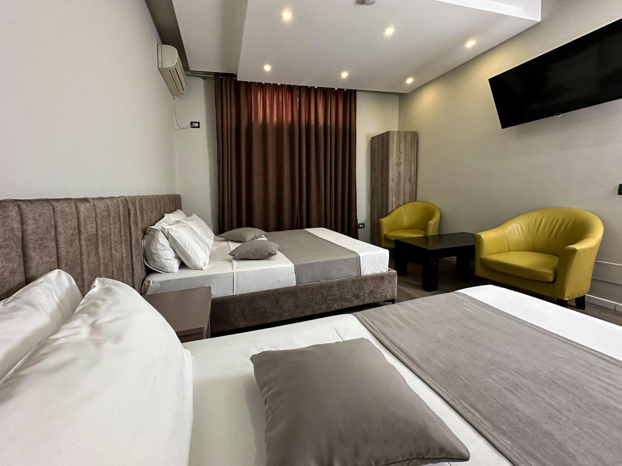 Eden Hotel Tirana Esterno foto
