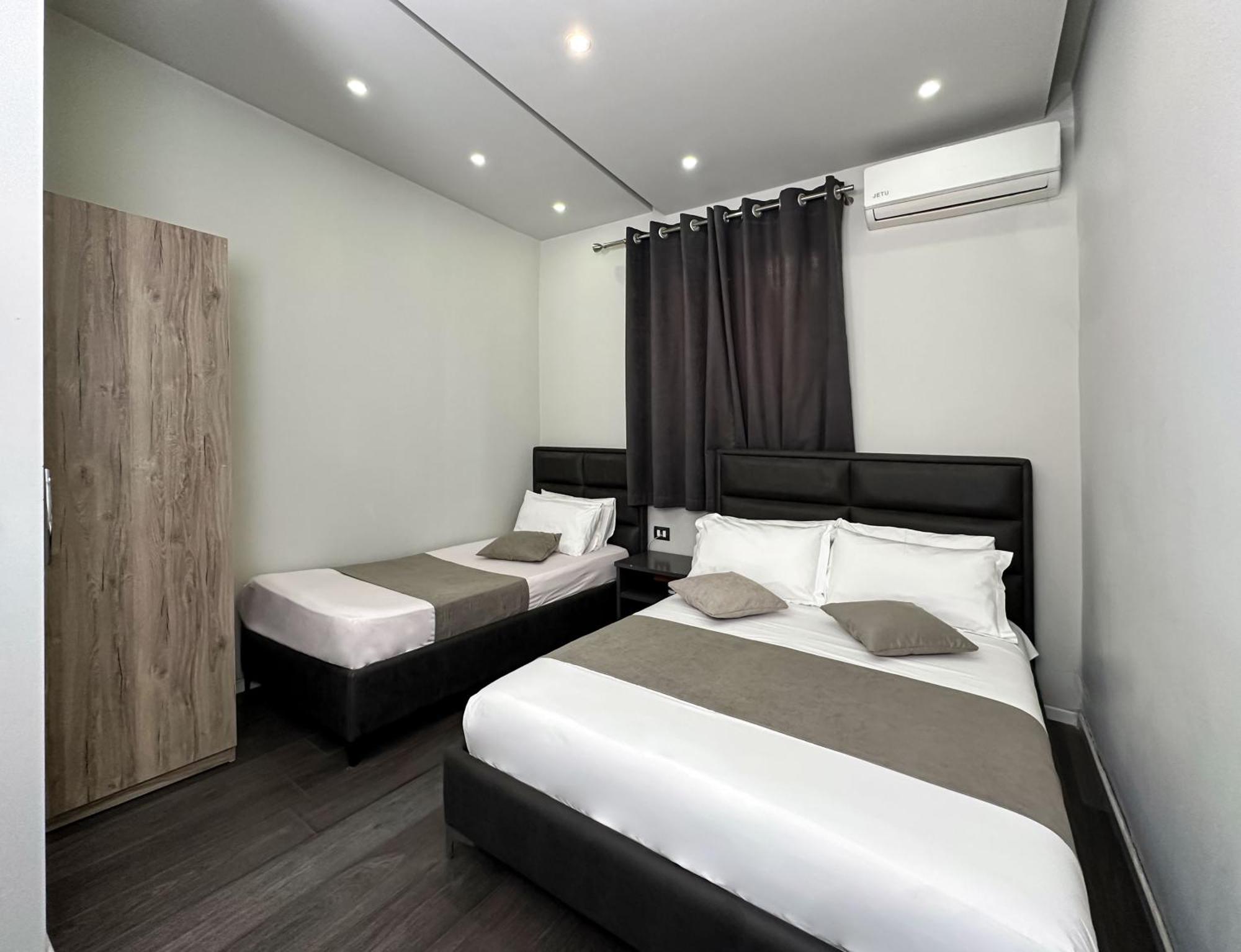 Eden Hotel Tirana Esterno foto